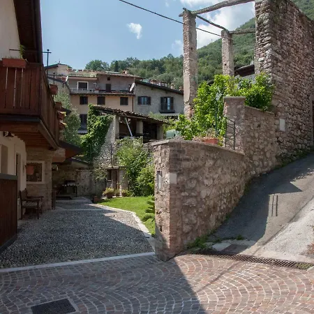 Villa Charming Rustic House Gardone Riviera Exterior foto